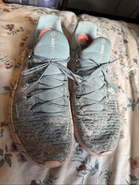 Nike Women's Light Blue and Pink Athletic Running Shoes